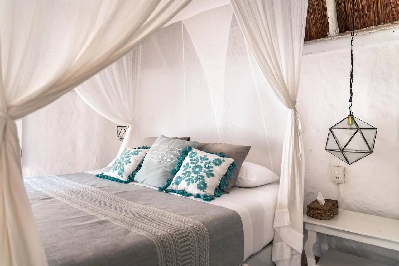 Playa Mambo Eco Cabanas Otel Tulum
