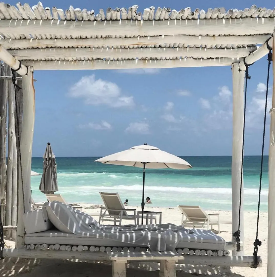 Playa Mambo Eco Cabanas Hotel Tulum