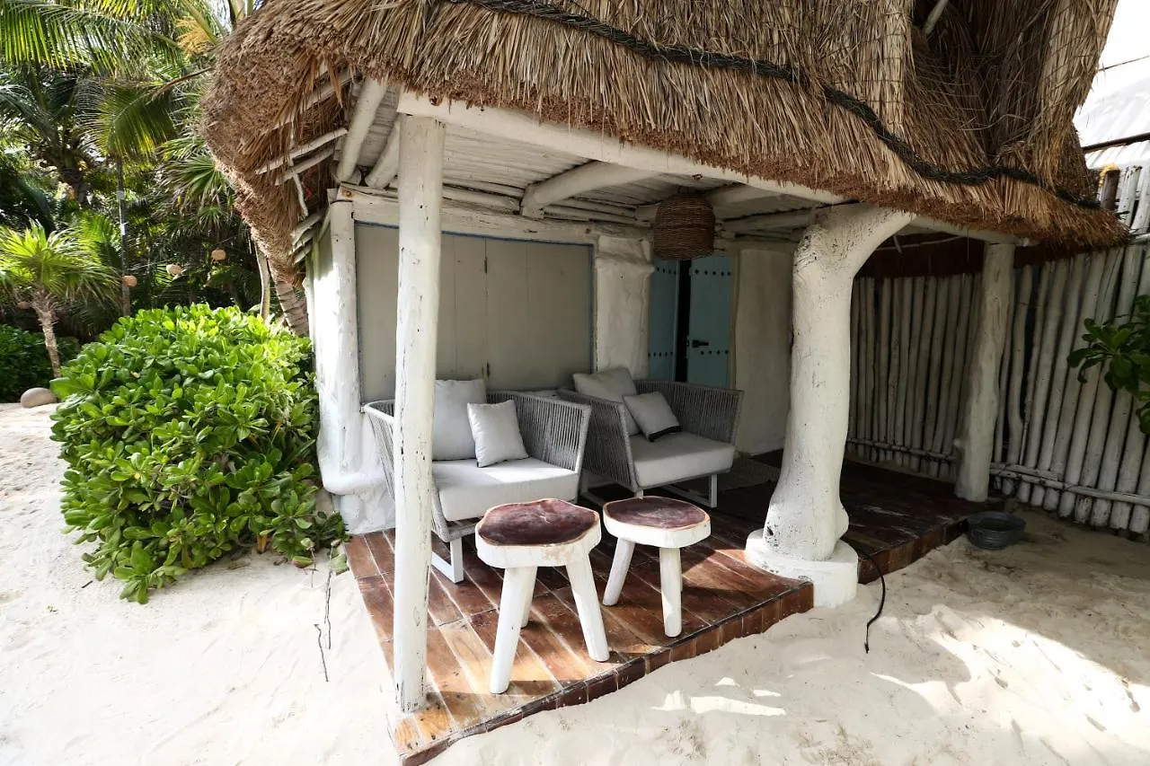 Playa Mambo Eco Cabanas Hotel Tulum 4*,